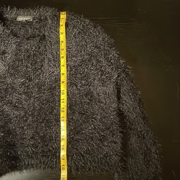 Top Shop Fuzzy Crop Black Sweater - Size 6 - Picture 6 of 6